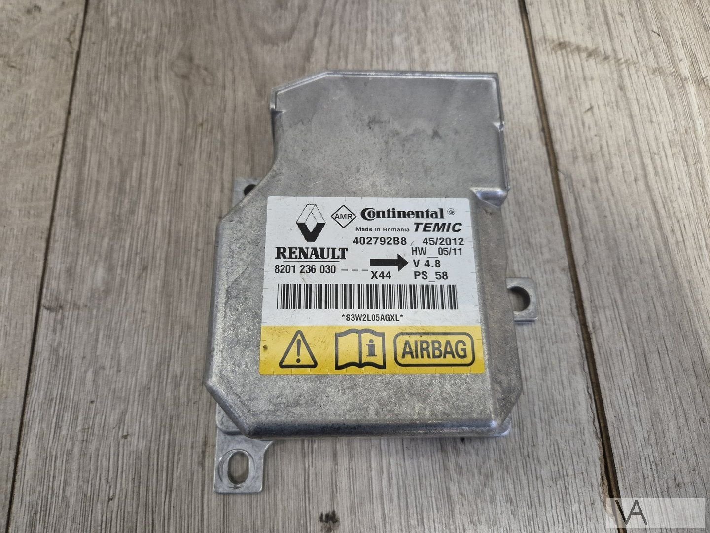 Renault Twingo 2 2007 - 2014 airbag module 8201236030 €30, Renault, -, Utilisé, -