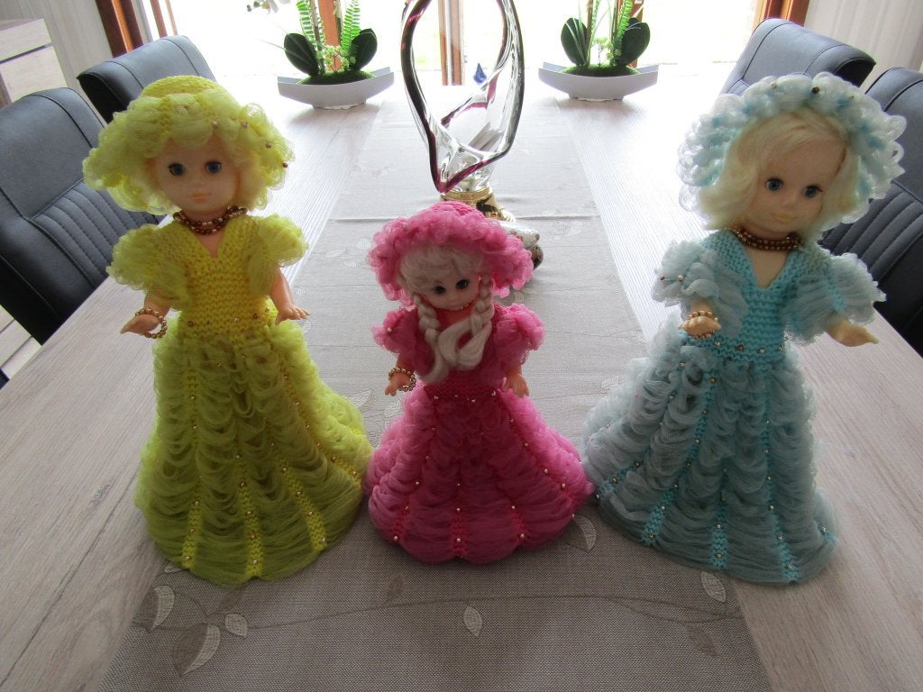 3 ZEER OUDE Handgemaakte POPJES ., Ophalen, Gebruikt, Fashion Doll