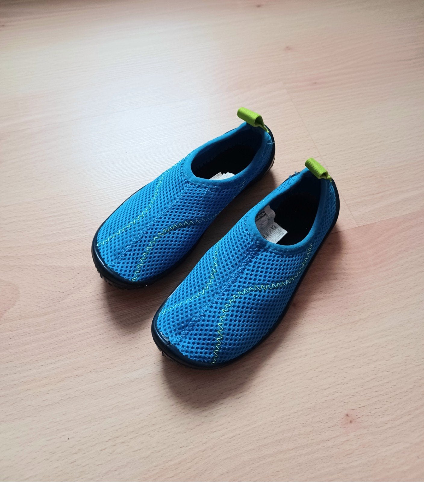 Waterschoenen Tribord Decathlon maat 28-29, Enfants & Bébés, Vêtements enfant | Chaussures & Chaussettes, Enlèvement, Comme neuf