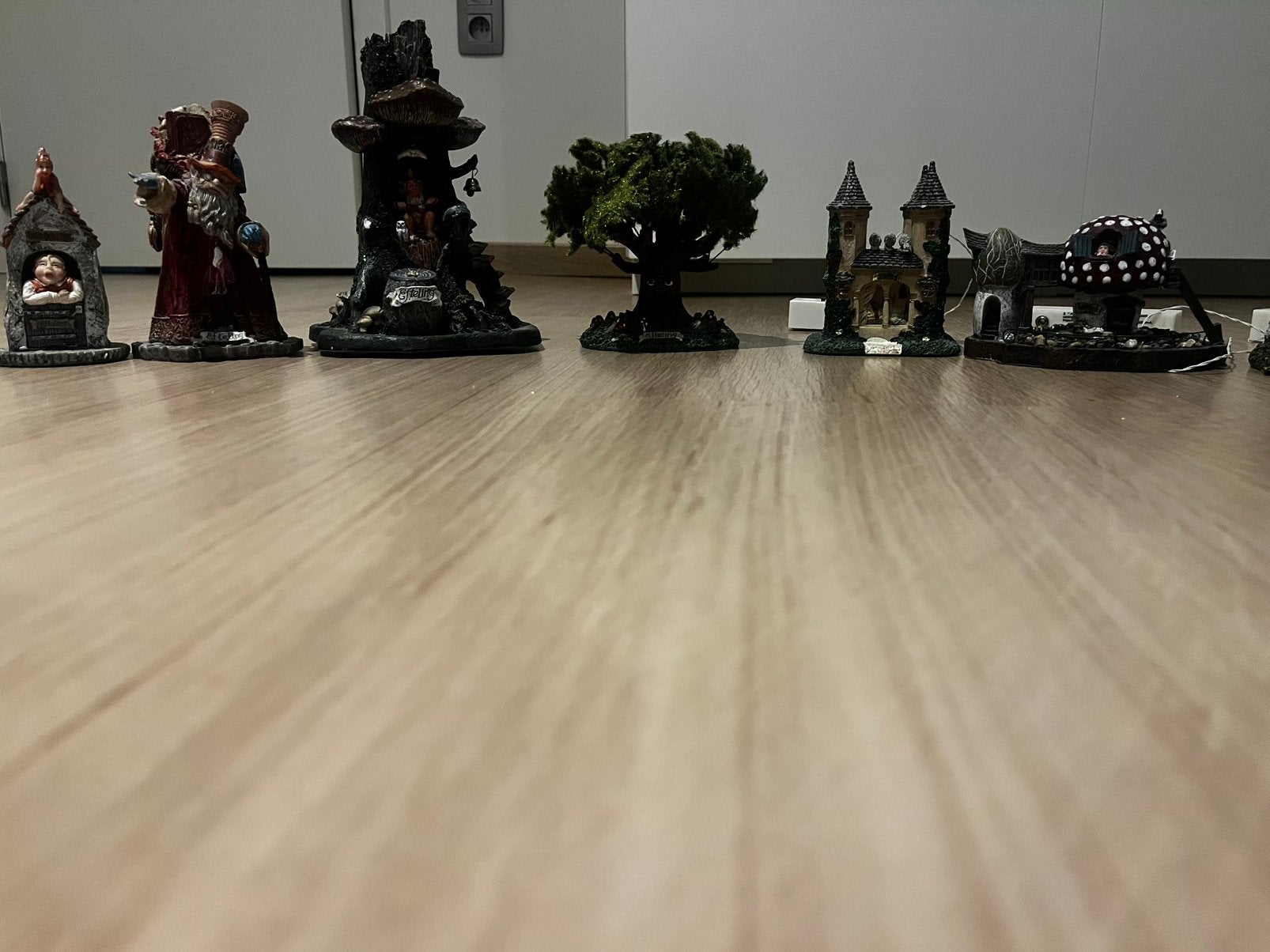 Efteling miniaturen, Ophalen, Zo goed als nieuw