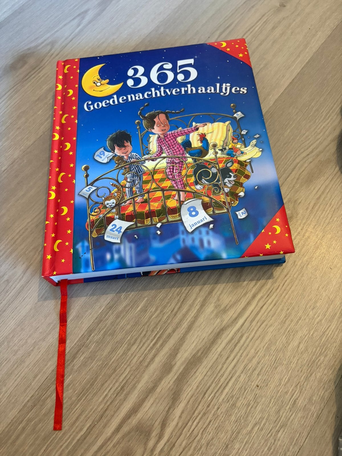 365 Goedenachtverhaaltjes NL, Ophalen