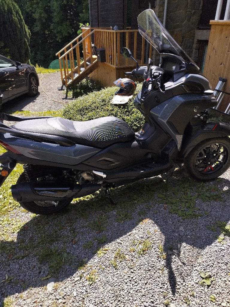 Scooter yamaha tricity300, Vélos & Vélomoteurs, Scooters | Yamaha, Comme neuf, Essence, Enlèvement