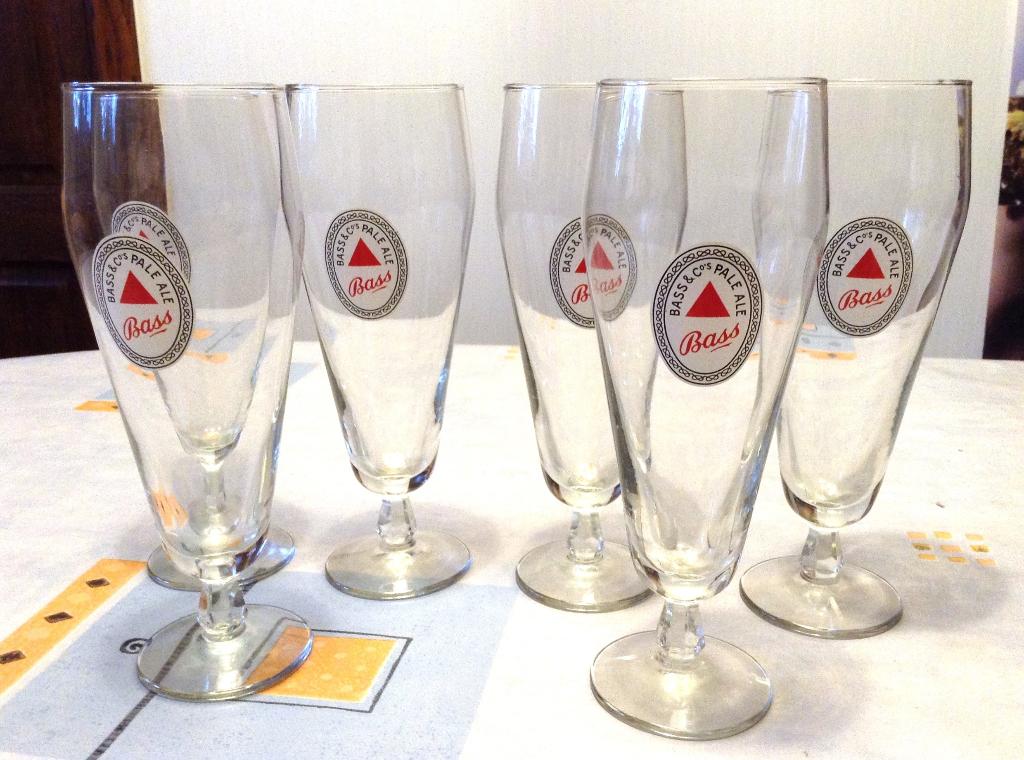 6 verres à bière Vintage Bass Pale Ale 25 cl, Collections, Verres & Petits Verres, Comme neuf, Verre à bière, Enlèvement ou Envoi