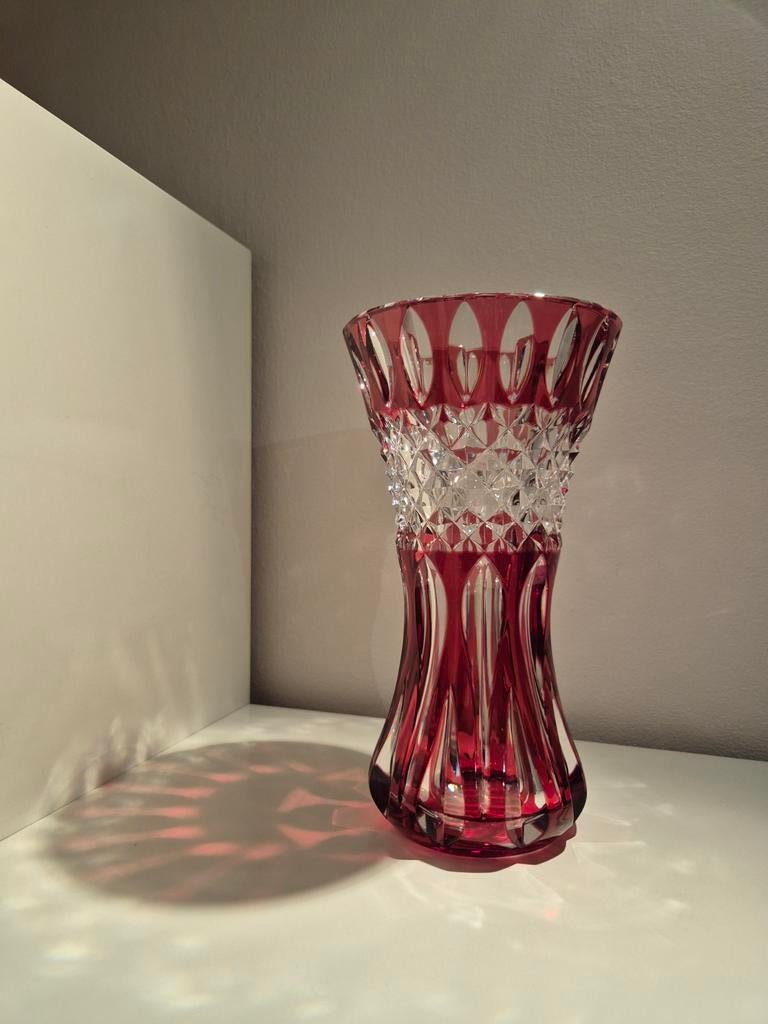 Grand vase Teniers rouge en cristal Val Saint Lambert, Enlèvement ou Envoi