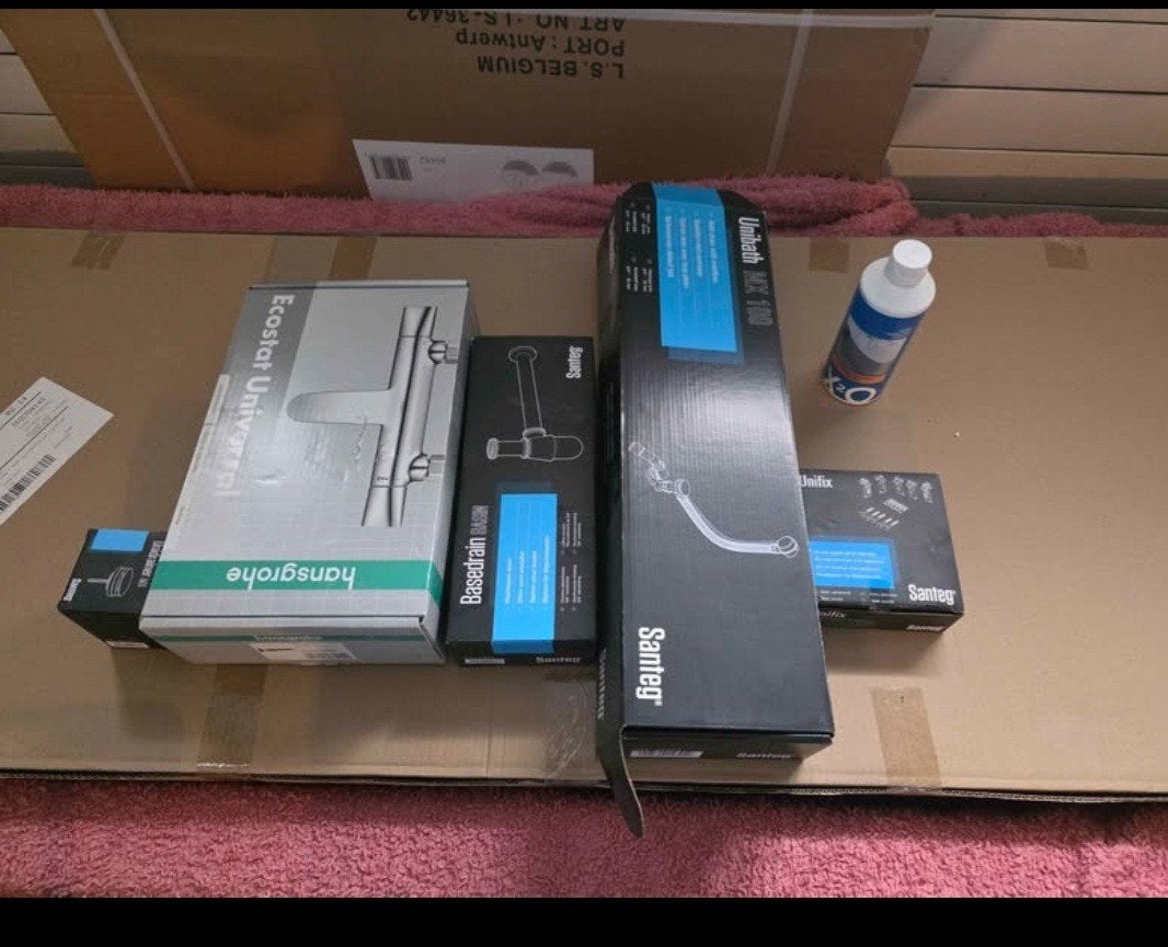 Bad met toebehoren (nieuw), Doe-het-zelf en Bouw, Ophalen, Nieuw, Bad