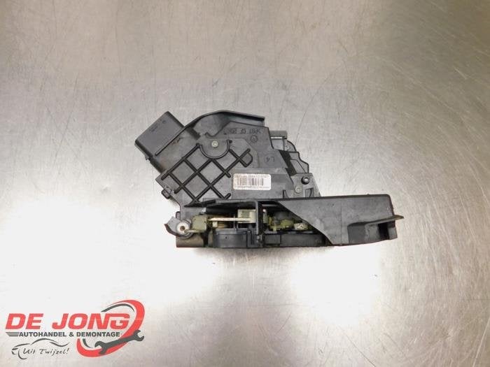 Deurslot Mechaniek 4Deurs links-voor van een Ford Focus, Gebruikt, -, -, Ophalen of Verzenden