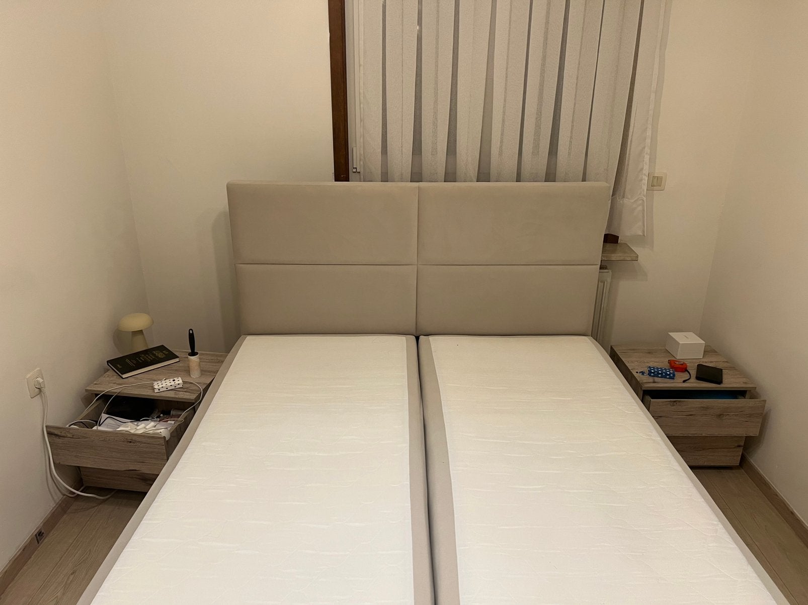 Box lit 160X200, Huis en Inrichting, Slaapkamer | Complete slaapkamers, Ophalen, Zo goed als nieuw