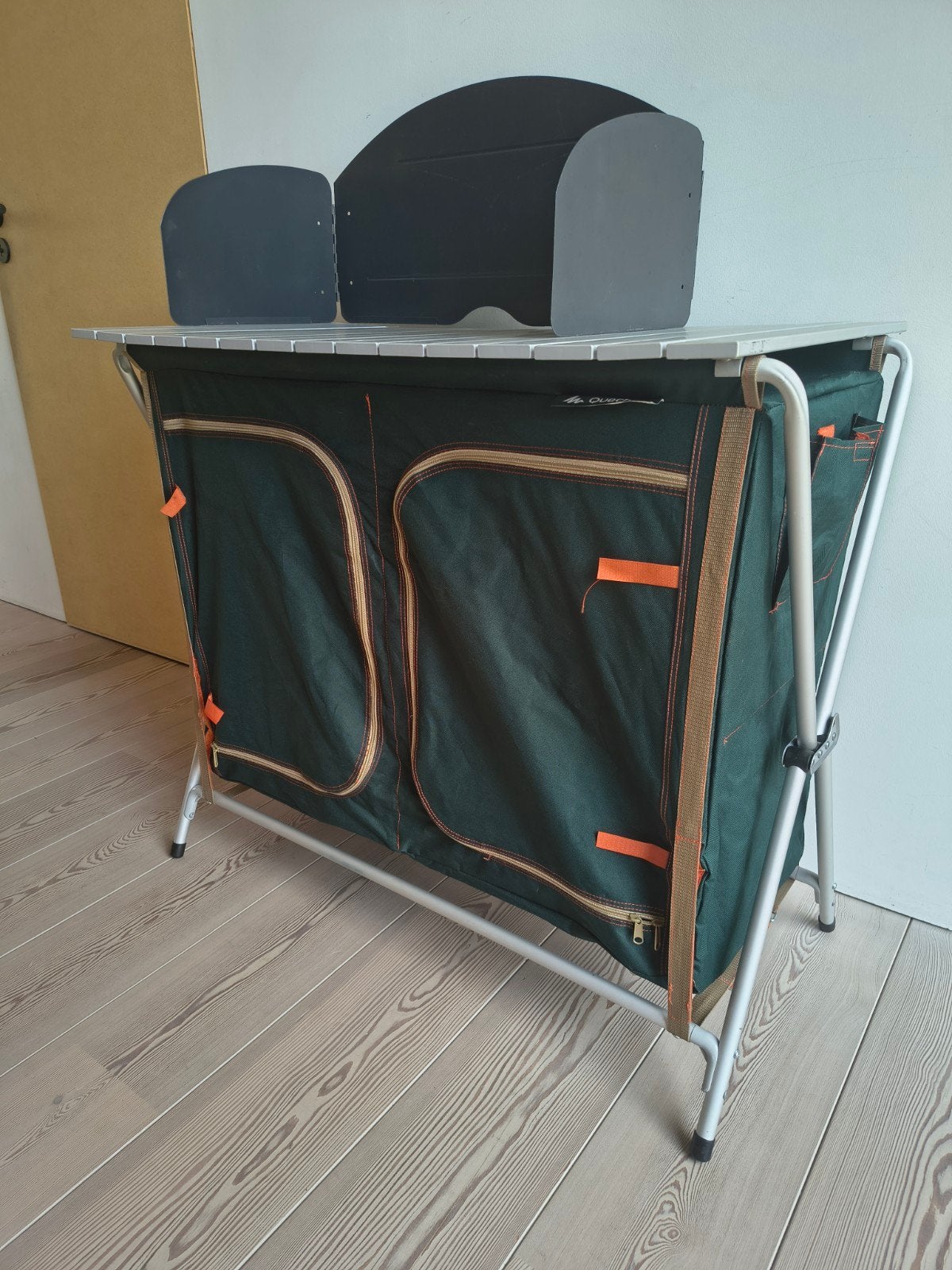 Quechua kampeerkast, Ophalen, Gebruikt, Campingkast