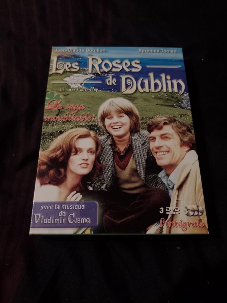 Te koop in een dvd-box de complete serie The Roses of Dublin, Boxset, Ophalen of Verzenden, Zo goed als nieuw, Drama