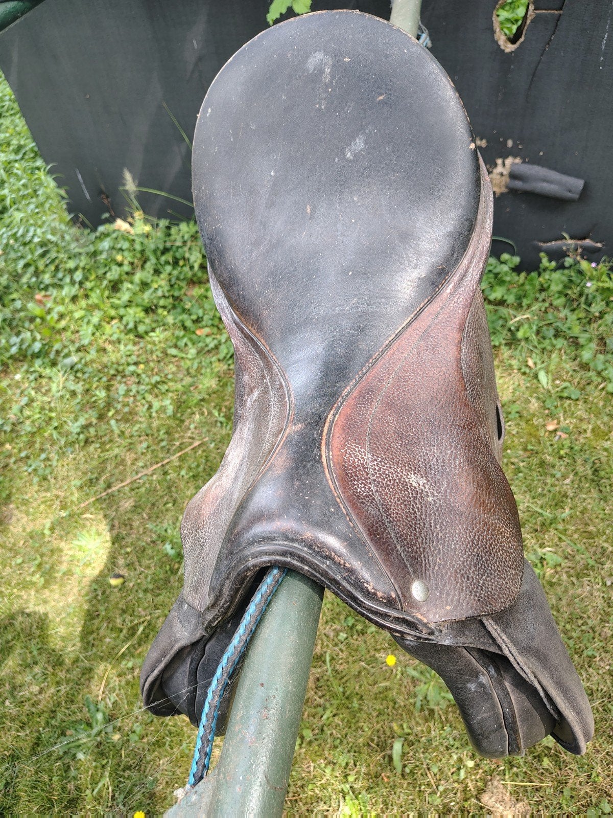 Selle de dressage pour chevaux, Enlèvement, Utilisé