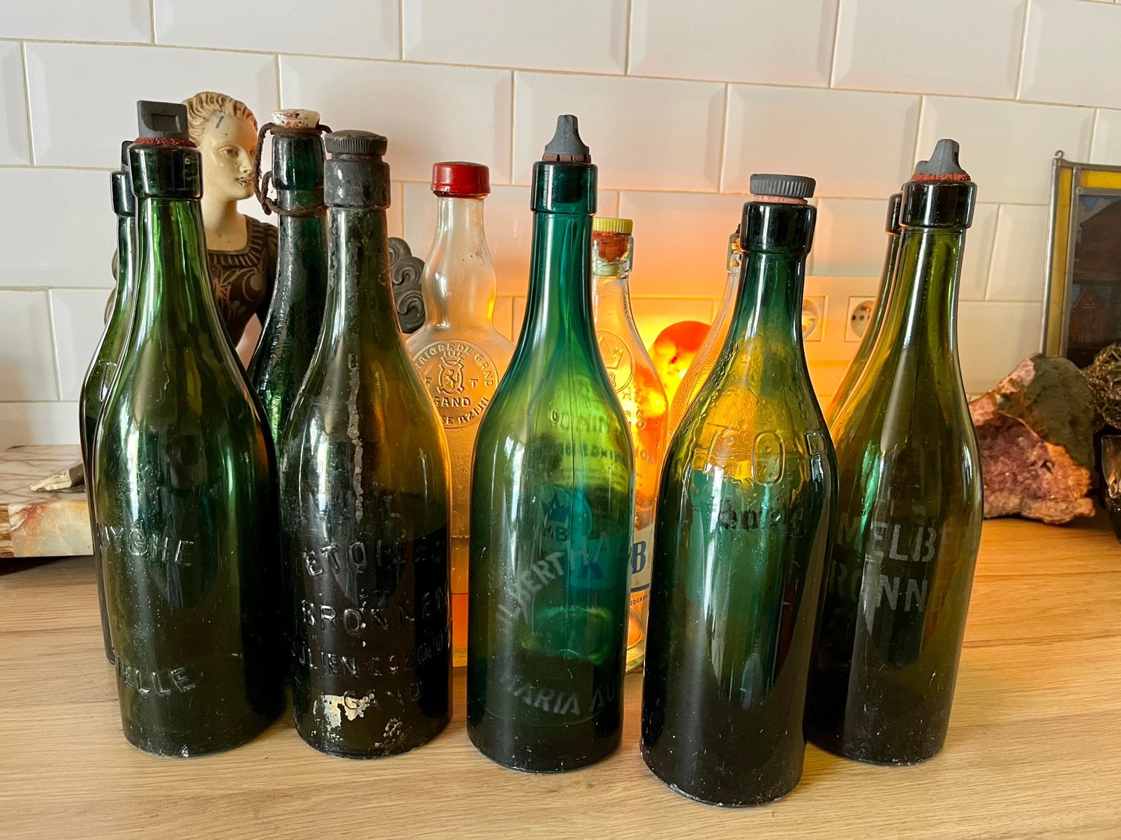 Lot antieken flessen, Ophalen