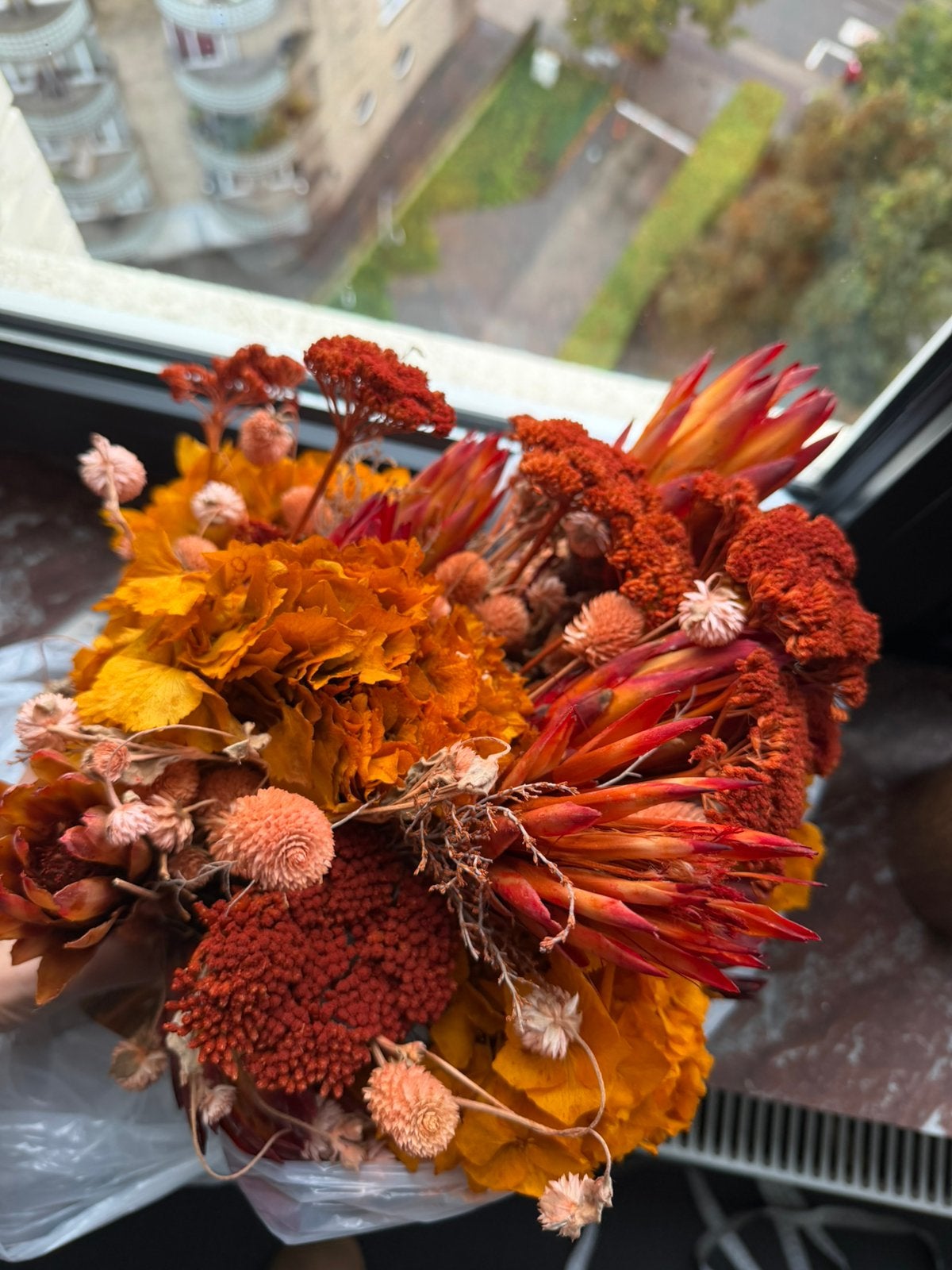Luxe gedroogde bloemen oranje, Huis en Inrichting, Ophalen, Nieuw