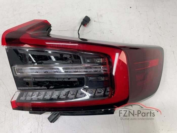 Volvo C40 Achterlicht Rechts, Autos : Pièces & Accessoires, Éclairage, Utilisé, Enlèvement ou Envoi