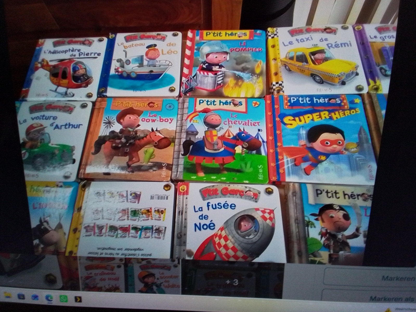Petit garçon en joue et decouvre boekjes, Ophalen, Zo goed als nieuw, Uitklap-, Voel- of Ontdekboek