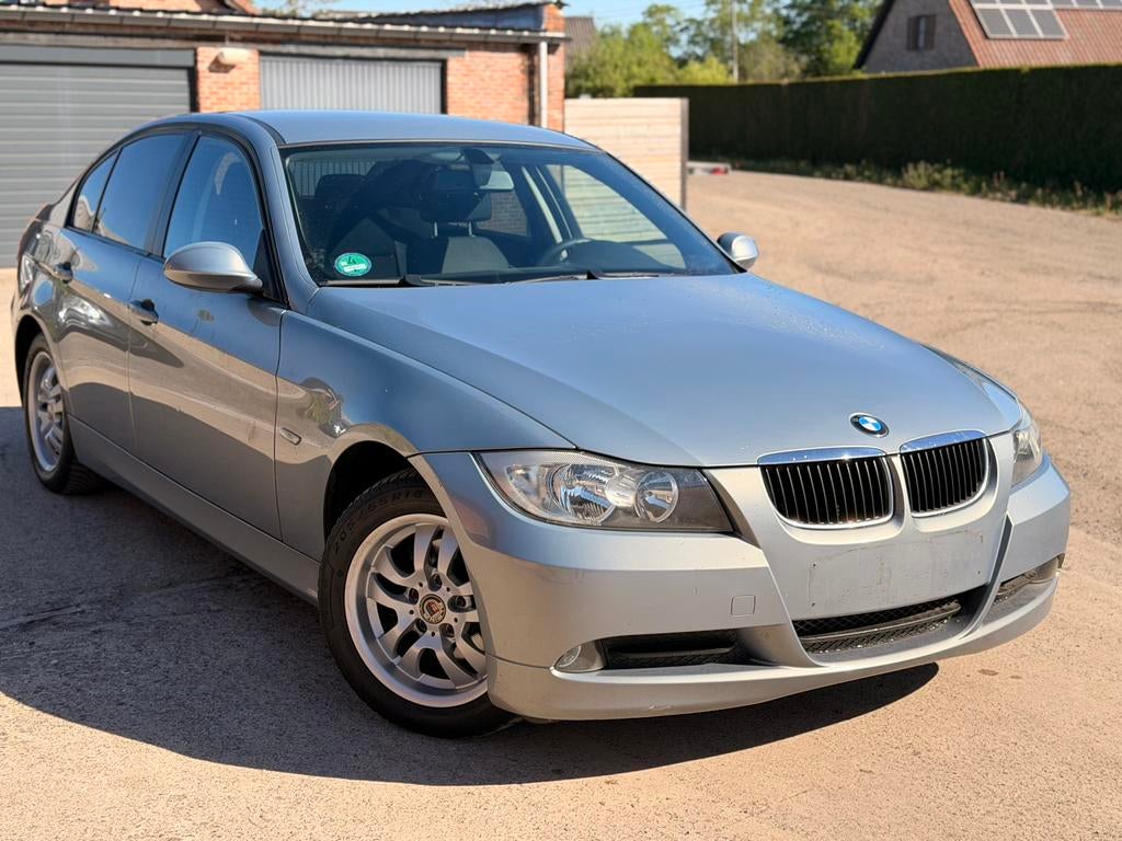 BMW 3 SERIE 318i ✅BENZINE AIRCO GARANTIE, Auto's, 4 deurs, 1995 cc, Zwart, 4 cilinders