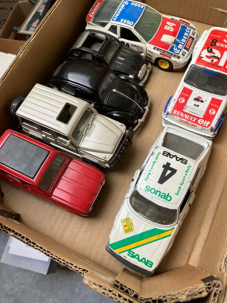 Lot de 9 véhicules 1/24 Burago/ Polistil, Enlèvement ou Envoi, Utilisé, Voiture, Burago