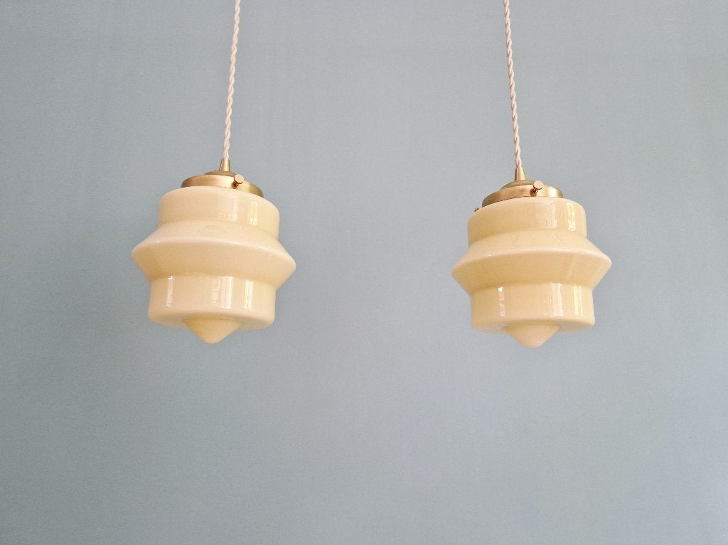 Paire de suspensions Art Déco en opaline crème, 1930, Antiquités & Art, Enlèvement ou Envoi