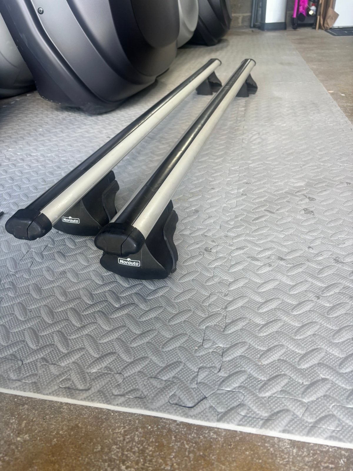 NORAUTO UNIVERSAL aluminium dakdragers, Ophalen, Gebruikt