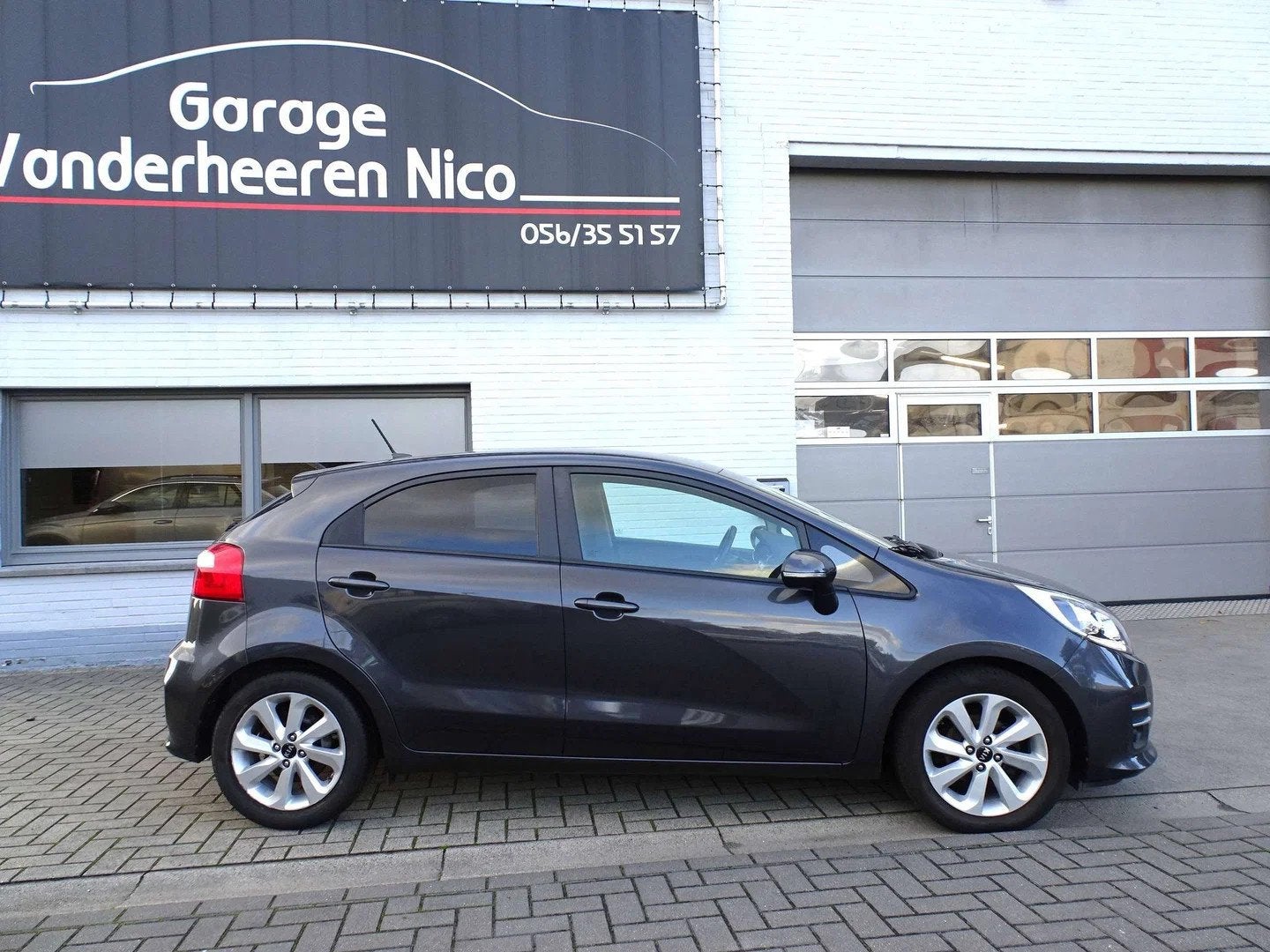 Kia Rio Rio 1.2i 5d. Fusion CAMERA,NAVI,CRUISEAUT. AIRCO,BLU, Autos, Argent ou Gris, Euro 6, Entreprise, Boîte manuelle