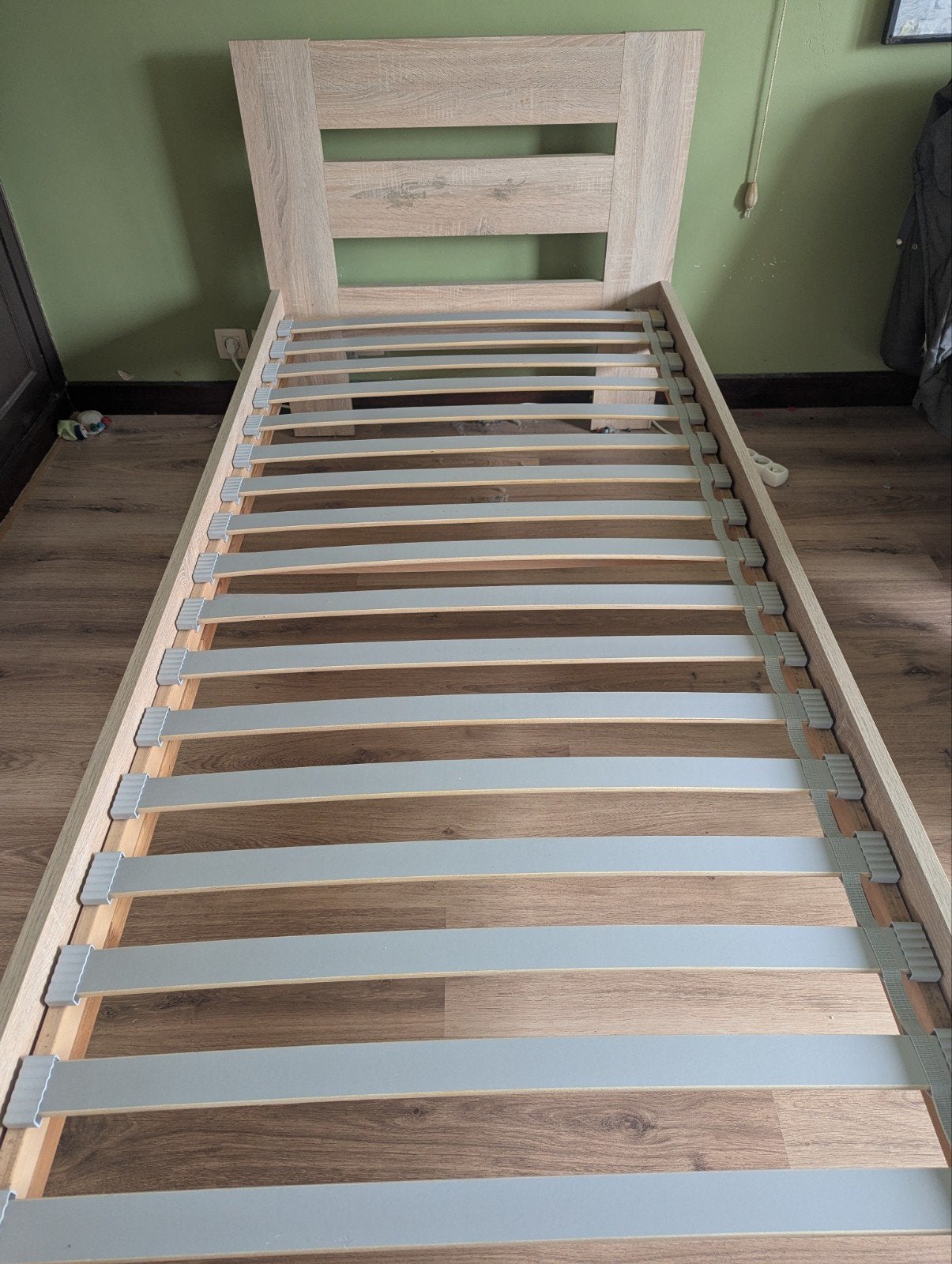 Lattenbodem Ikea 90x200, Huis en Inrichting, Slaapkamer | Matrassen en Bedbodems, Ophalen