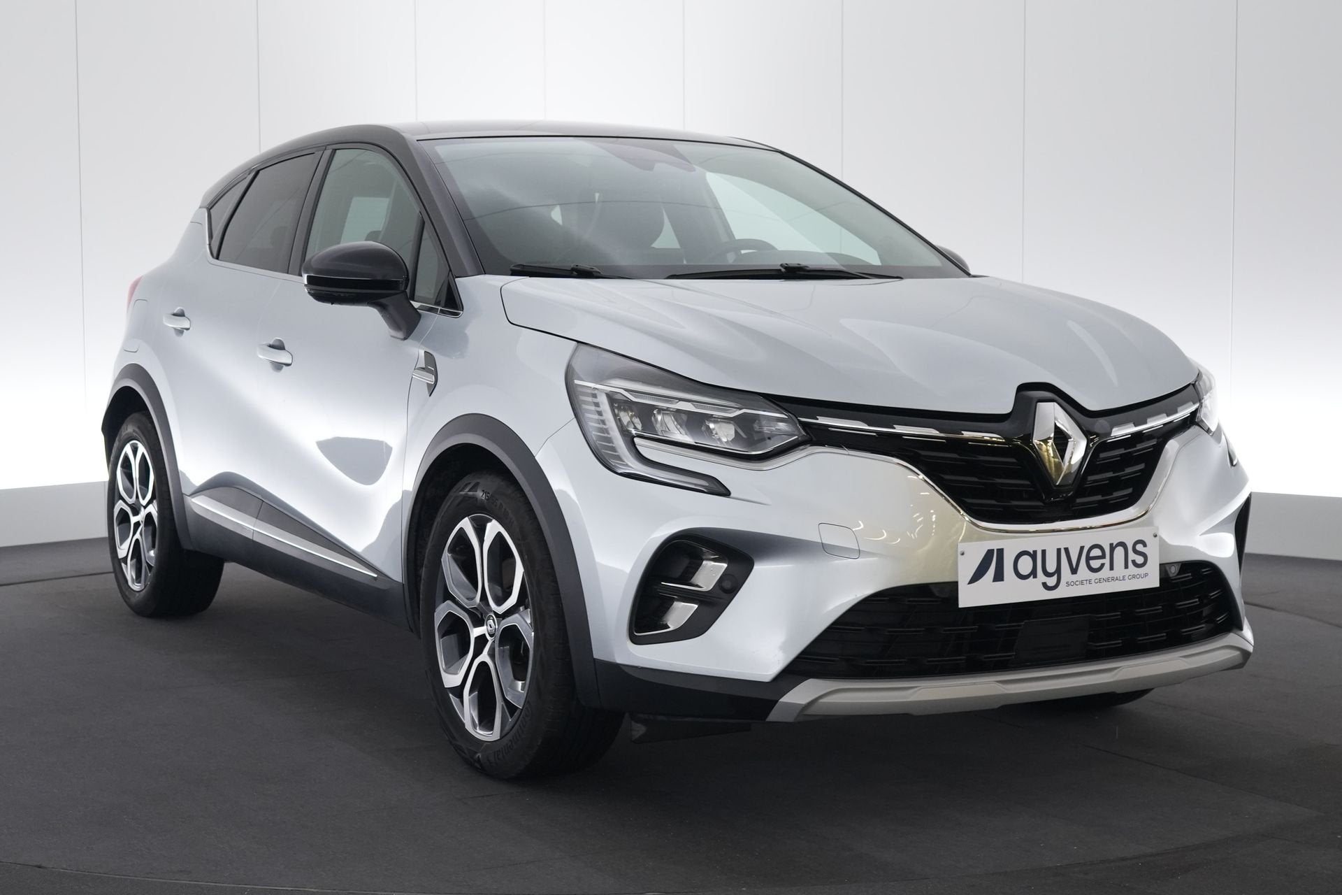 (2EXZ191) RENAULT CAPTUR, Autos, Argent ou Gris, Achat, Euro 6, Entreprise