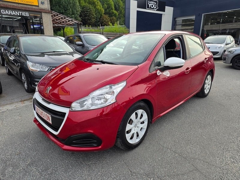 Peugeot 208 LIKE avec 27400 km garantie "Moto46", Auto's, Voorwielaandrijving, Stof, 50 kW, Euro 6