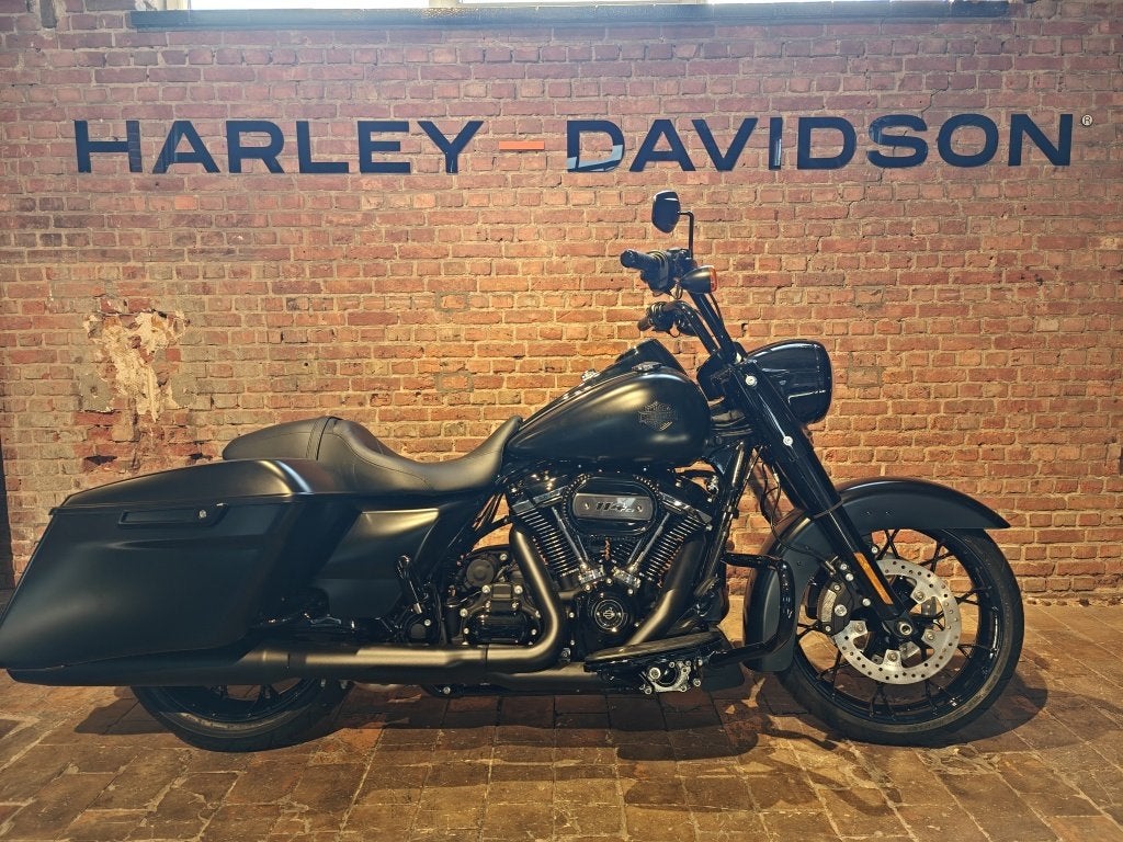 Harley-Davidson TOURING FLHRXS ROAD KING SPECIAL, Harley-Davidson, Meer dan 35 kW, Overig, Gentweg 32
9940  Evergem
