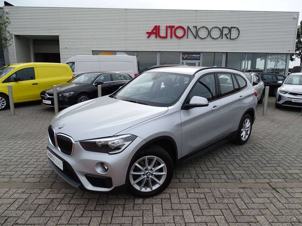BMW X1 X1 1.5iA sDrive18 SPORT (automatique), Autos, BMW, Argent ou Gris, Achat, Euro 6, Entreprise