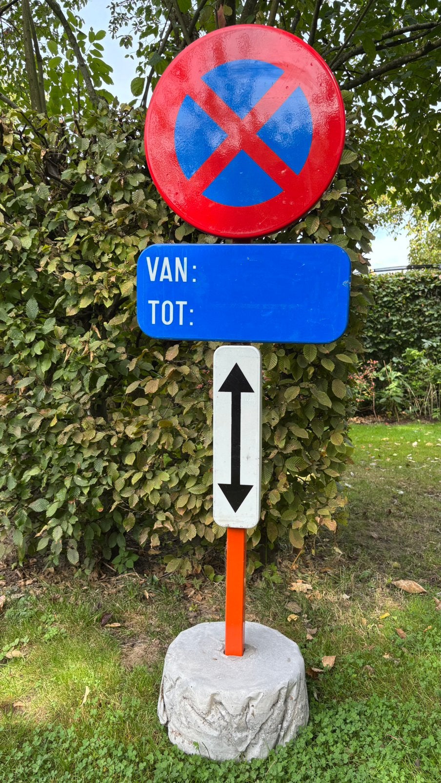 Parkeerverbod bord E3, Ophalen, Gebruikt