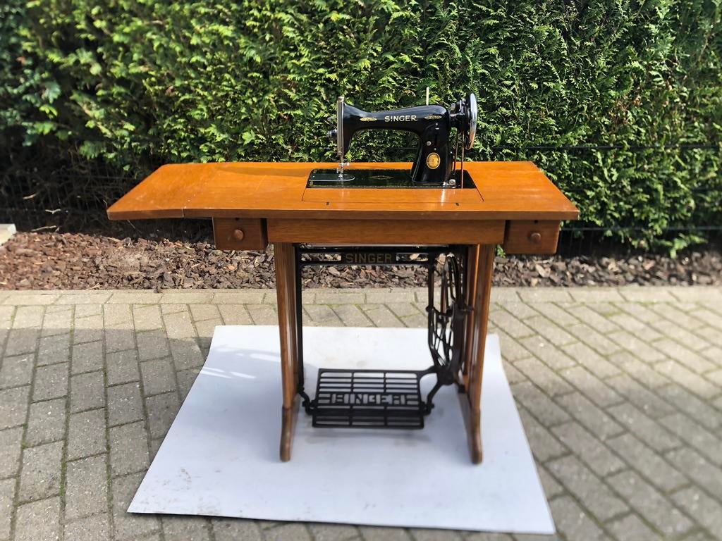 Vintage Singer trap naaimachine., Ophalen
