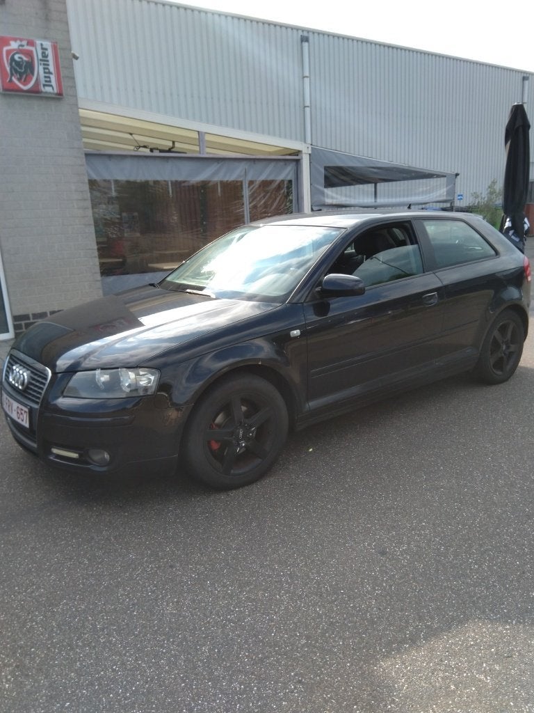 Audi A3 (2007) sport-model benzine Gekeurd voor verkoop, Auto's, Audi, Voorwielaandrijving, 4 zetels, Zwart, 1600 cc