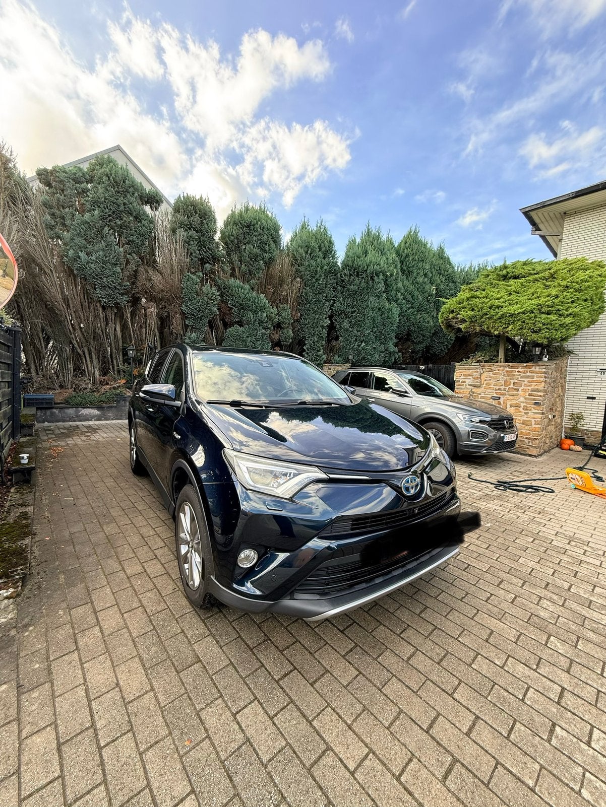 RAV4 Hybrid 2.5i e-AWD Premium CVT, Automaat, 114 kW, Zwart, Leder
