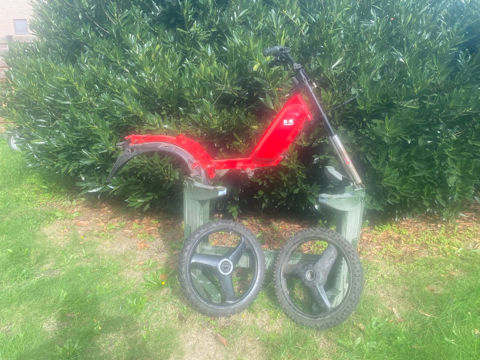 Peugeot fox frame/wielen/kaal blok en klein spul, Enlèvement, Utilisé, Bloc
