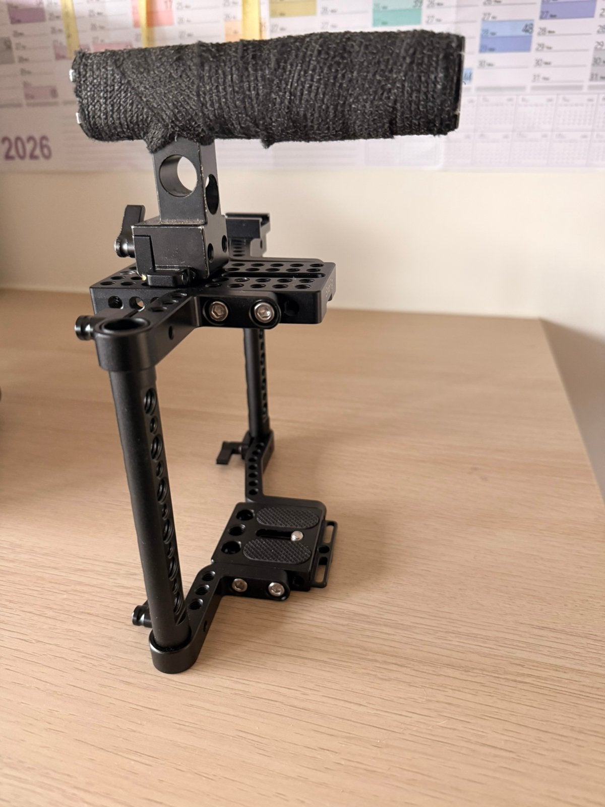 Camera cage met handle, Enlèvement ou Envoi, Comme neuf, Caméra