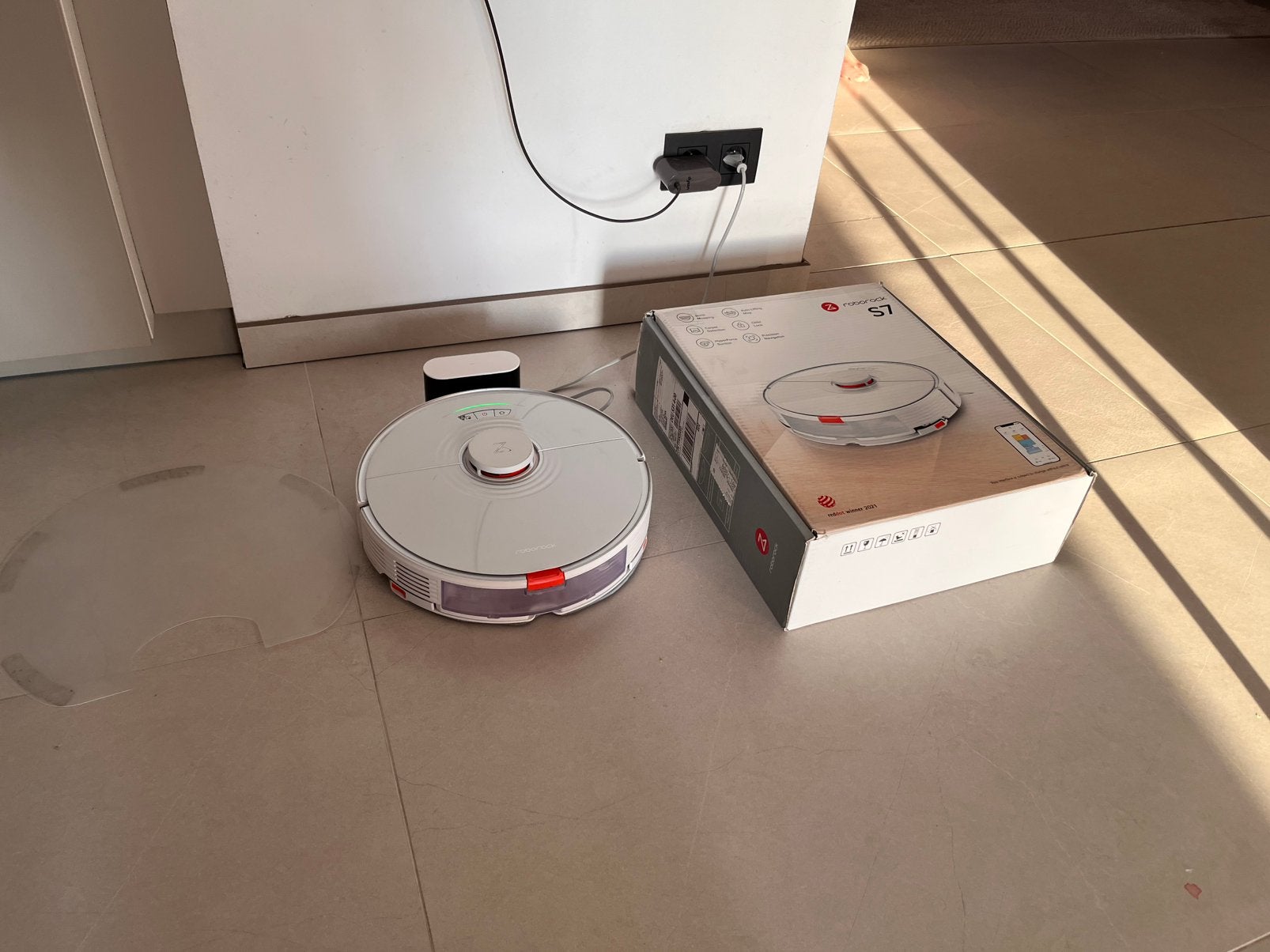 Roborock s7 robotstofzuiger + schrobmachine, Elektronische apparatuur, Stofzuigers, Ophalen, Zo goed als nieuw, Robotstofzuiger