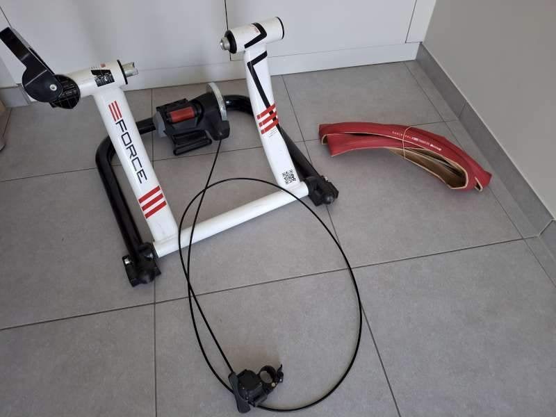 Elite fietstrainer/home trainer en band voor fietstrainers, Sport en Fitness, Wielrennen, Ophalen