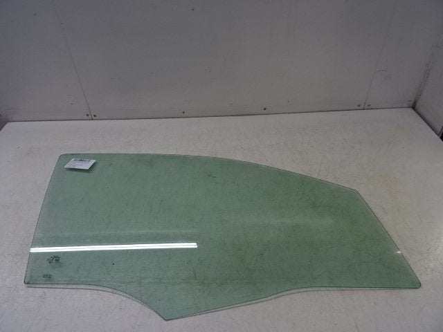 VITRE AVANT DROITE Volkswagen Up! (121) (01-2011/10-2023), Utilisé, Volkswagen