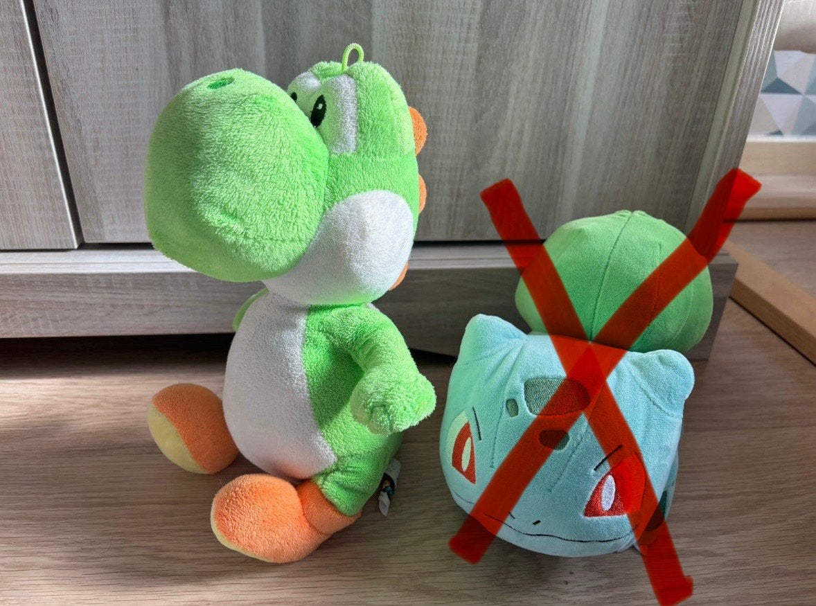 Knuffels: Bulbasaur Pokemon en Yoshi Mario Bros, Kinderen en Baby's, Ophalen, Zo goed als nieuw