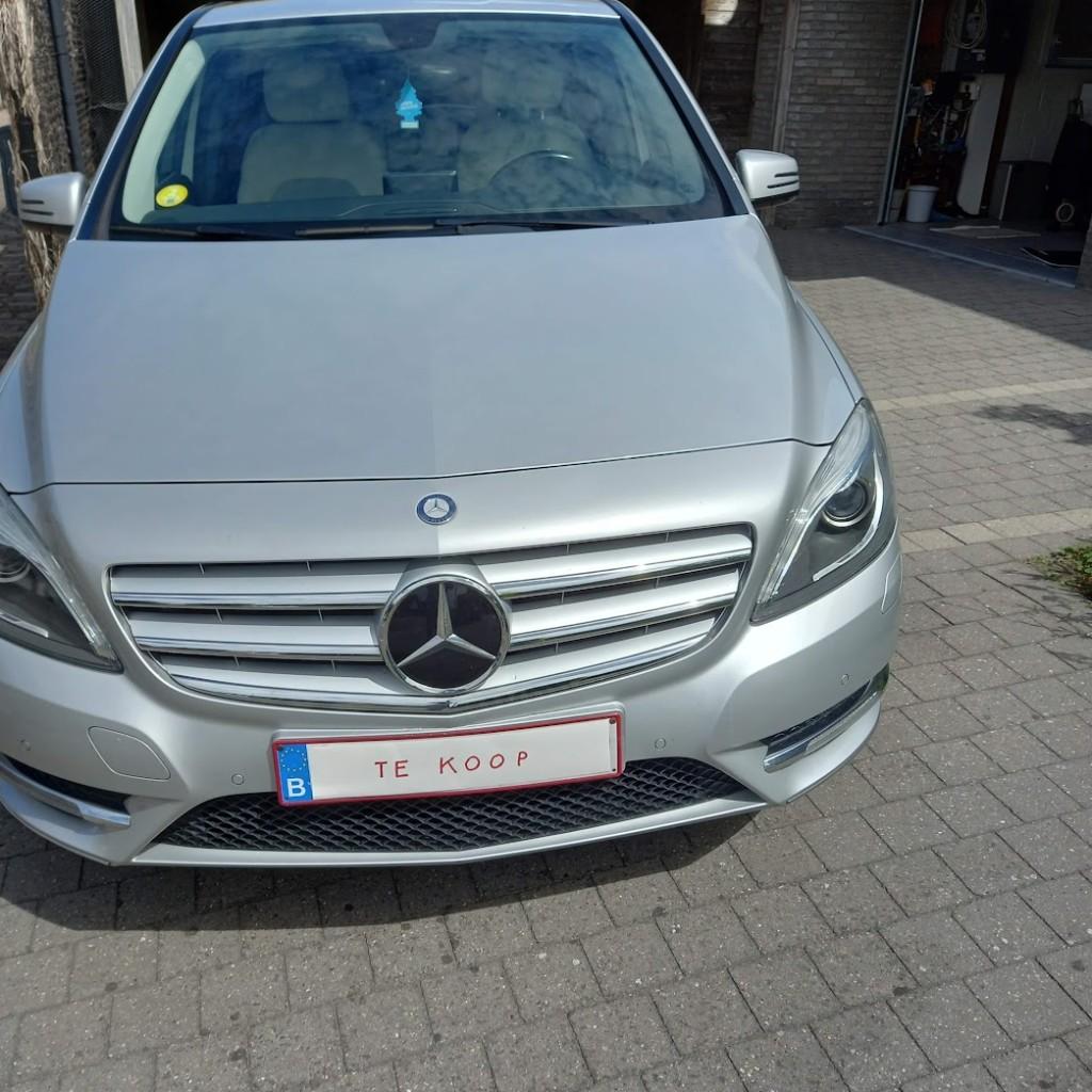 Mercedes 200B CDI, Auto's, Mercedes-Benz, Euro 5, Stof, 750 kg, 4 cilinders