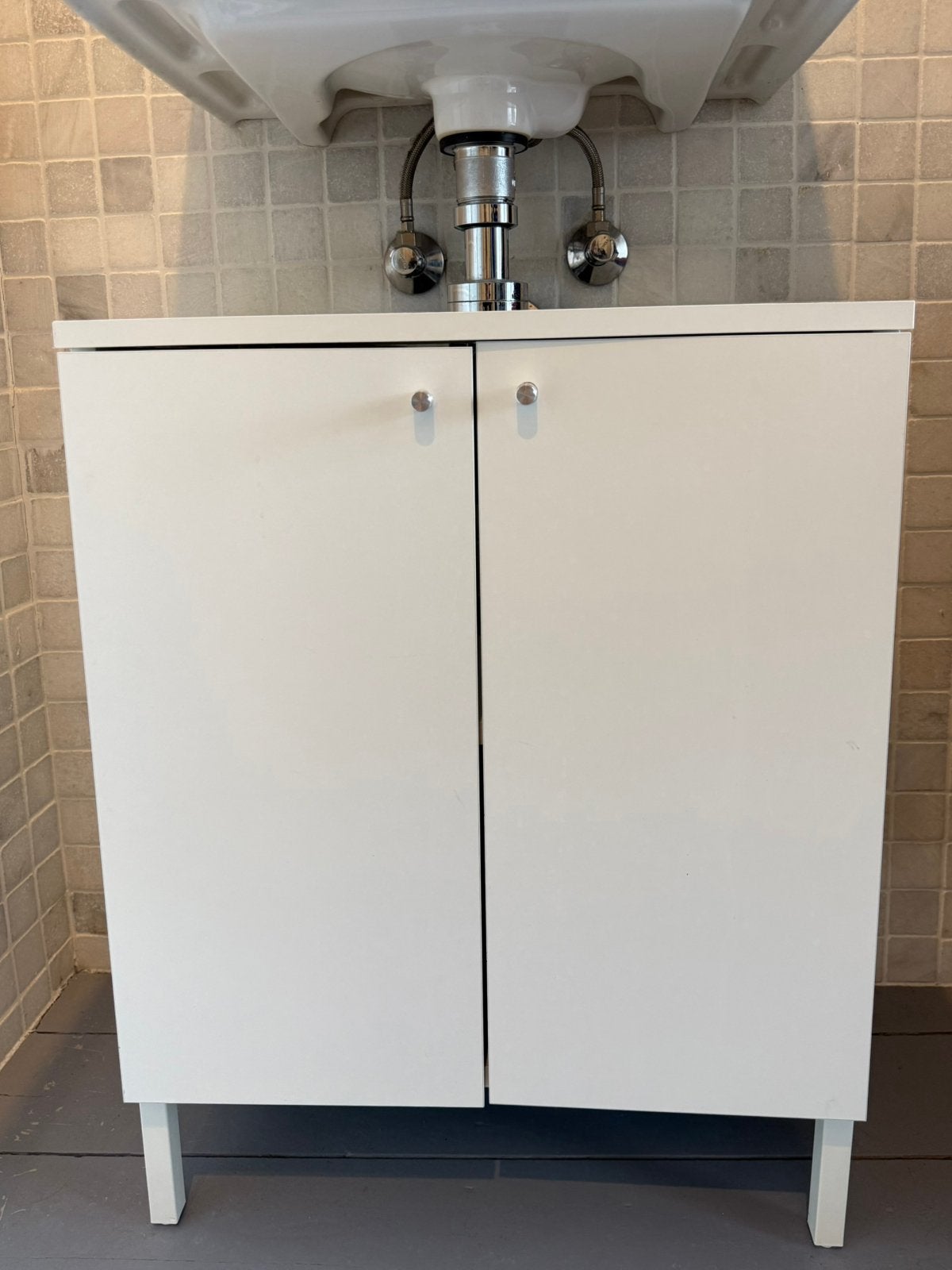Ikea Nysjön wastafelkast met twee deuren, Huis en Inrichting, Badkamer | Badkamermeubels, Ophalen, Gebruikt, 50 tot 100 cm, Minder dan 100 cm