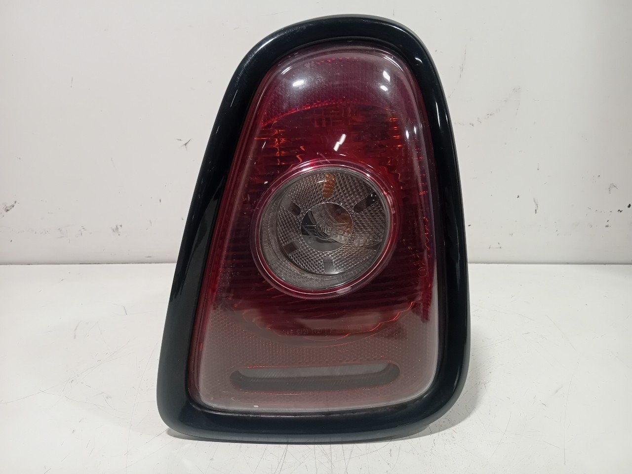 Achterlicht carrosserie rechts Mini Mini, Onderdelen@venauto.nl, Van der Ven Autorecycling B.V., Ettenseweg 76, 4706 PB Roosendaal, The Netherlands