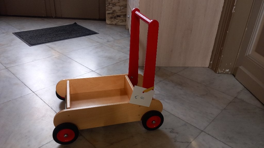 houten loopwagen, Kinderen en Baby's, Ophalen, Zo goed als nieuw, Rij- of Hobbelspeelgoed