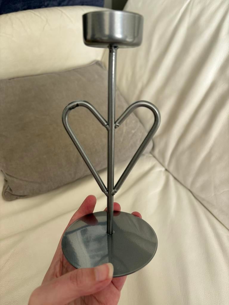 3 nieuwe grijze metalen kandelaars voor theelichtjes., Nieuw, Ophalen of Verzenden, Metaal, Grijs