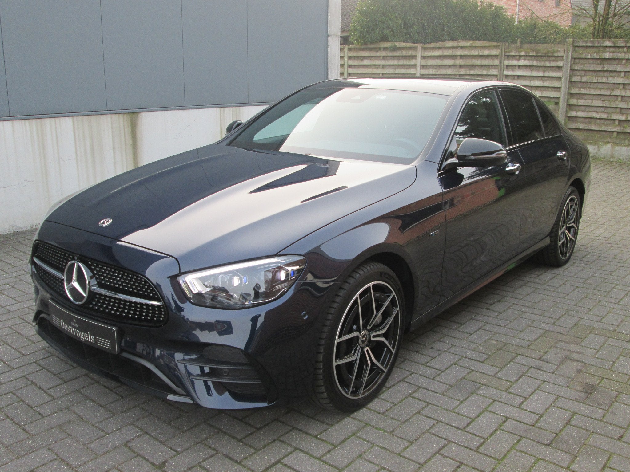 Mercedes-Benz E-Klasse 300 DE AMG PANO MEMORY BURMEISTER, Autos, Mercedes-Benz, 143 kW, Entreprise, Alcantara, Automatique