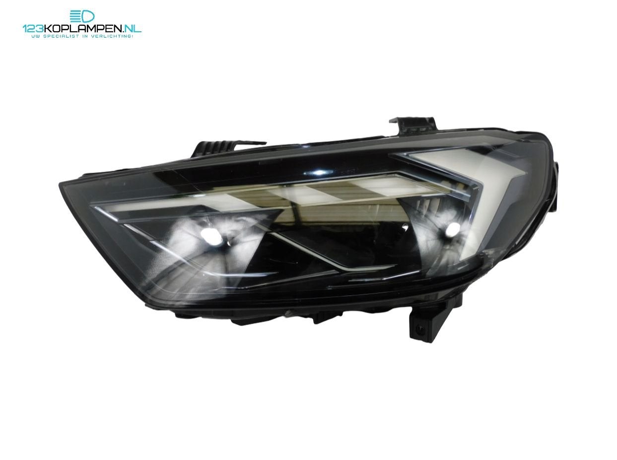 Audi A1 S1 82A Full led black shadow koplamp links, Gebruikt, -, -, -