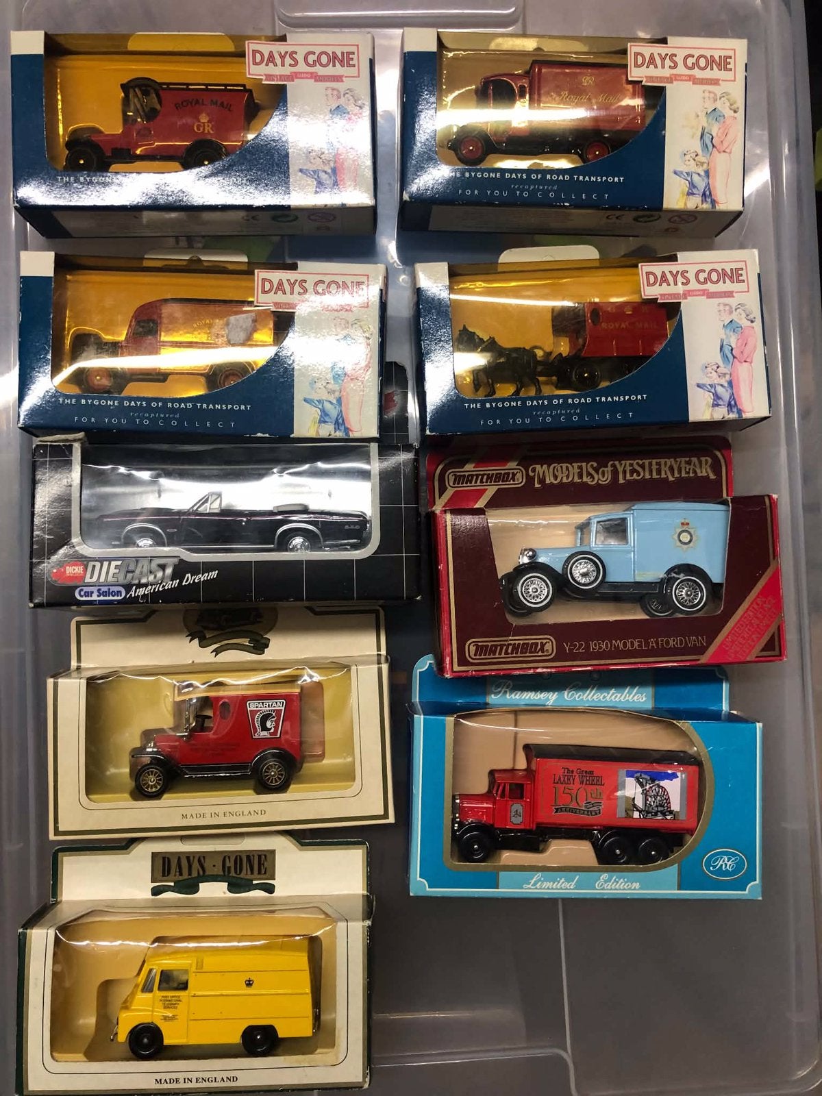 Lot de 9 maquettes de voitures neuves en boîte, Hobby & Loisirs créatifs, Enlèvement ou Envoi, Neuf