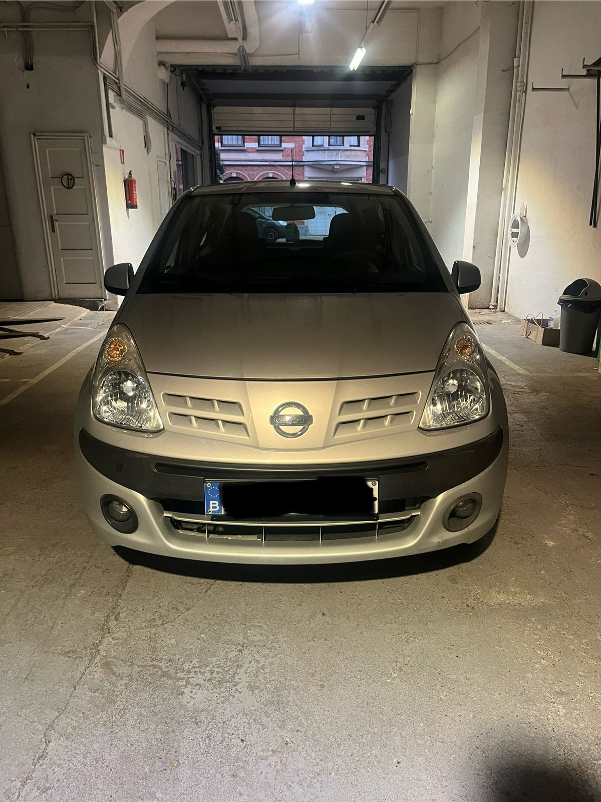 Nissan pixo prete a immatriculé, Enlèvement, Nissan