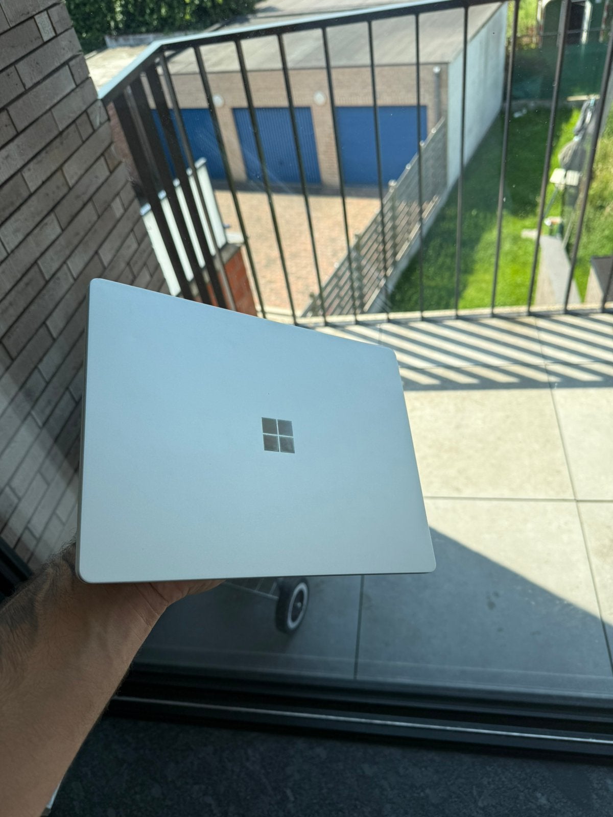 Microsoft Surface Laptop Go i5 8GB 256GB - Très bon état, Enlèvement, Comme neuf, SSD