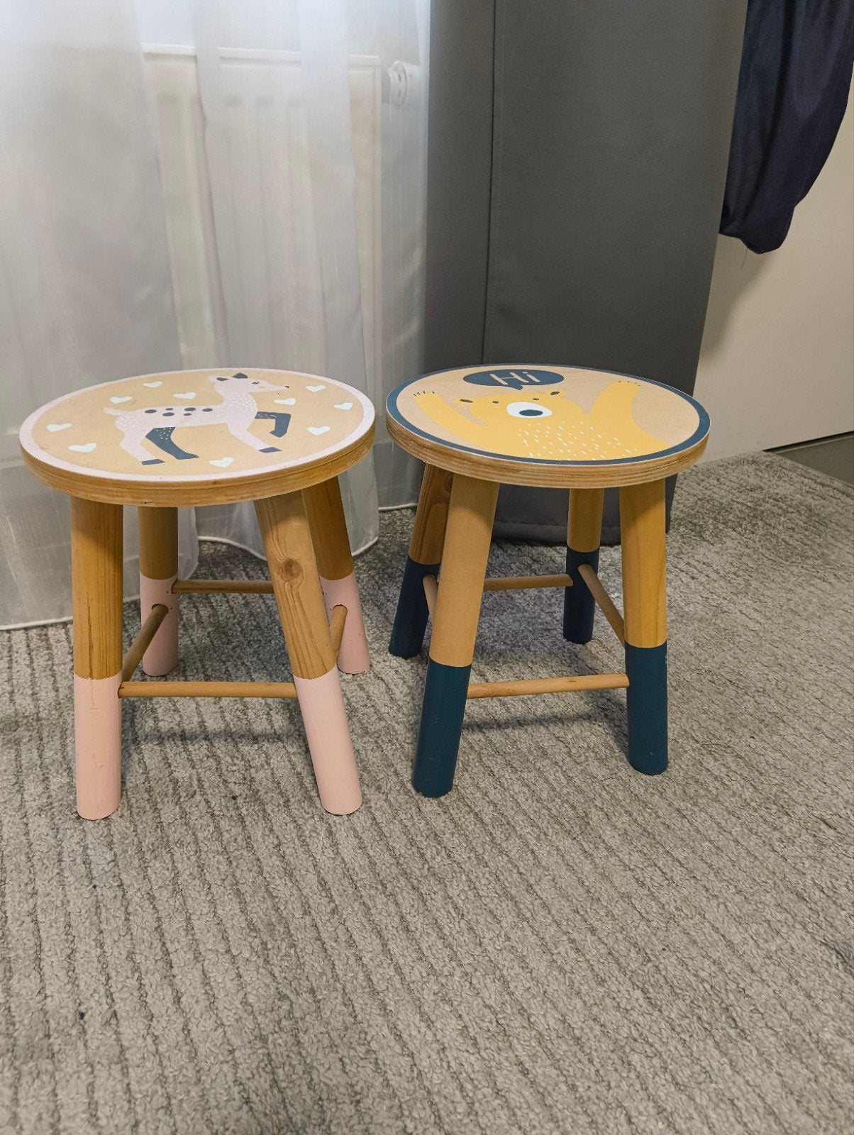 Twee kinderstoeltje, Kinderen en Baby's, Kinderkamer | Tafels en Stoelen, Ophalen, Gebruikt, Stoel(en)