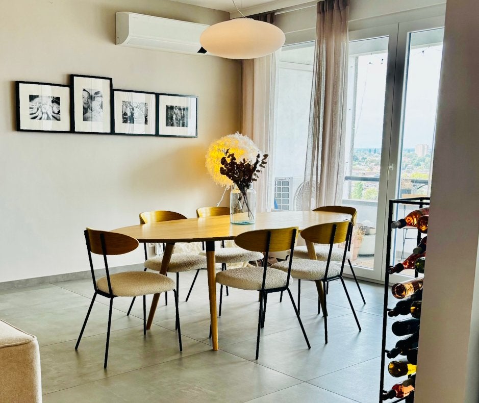 Set: ovale tafel en stoelen, Maison & Meubles, Enlèvement, Comme neuf